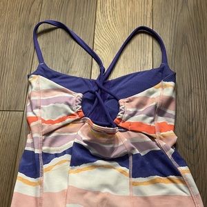 Lulu lemon tank size 6